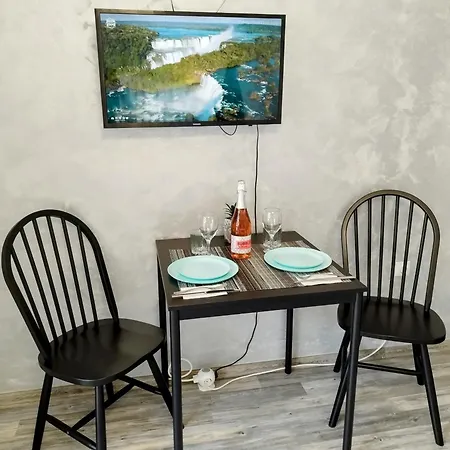 Aпартамент 5 * וארנה