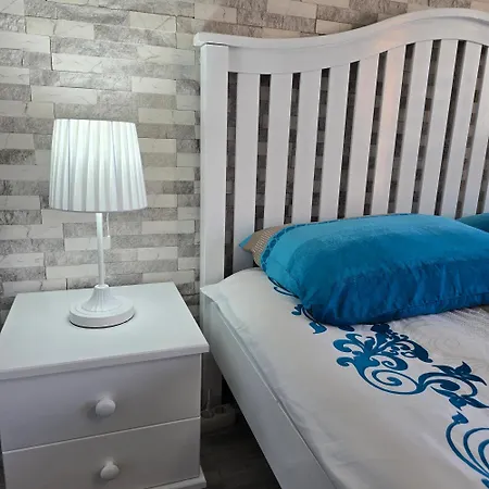 Apartamento Aпартамент 5 *